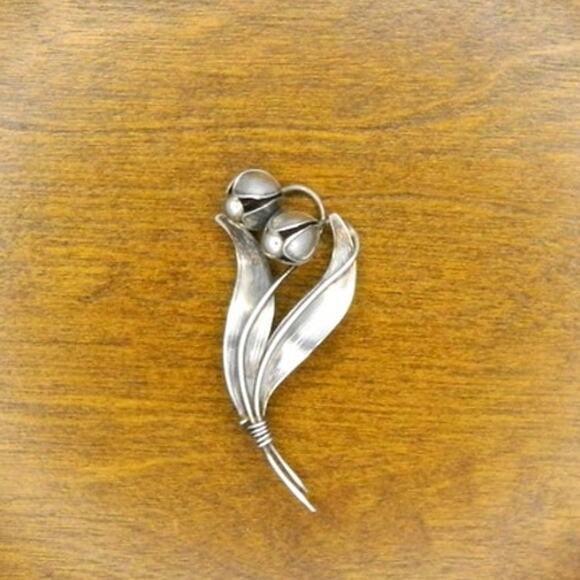 Vintage Sterling Denmark Flower Brooch Pin - Picture 1 of 4